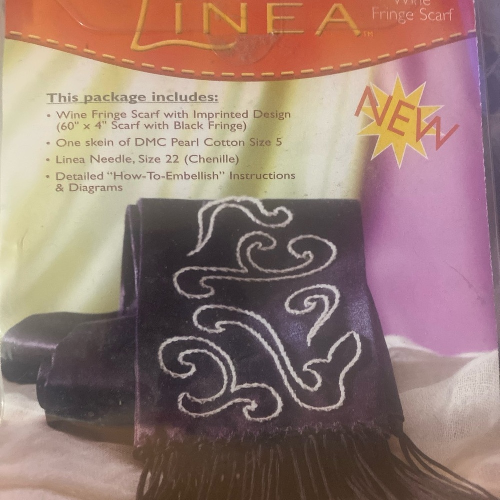 New scarf kit to embellish